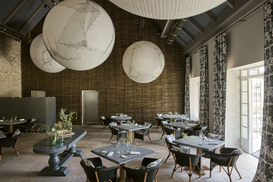 The Oenophile's Dream Location