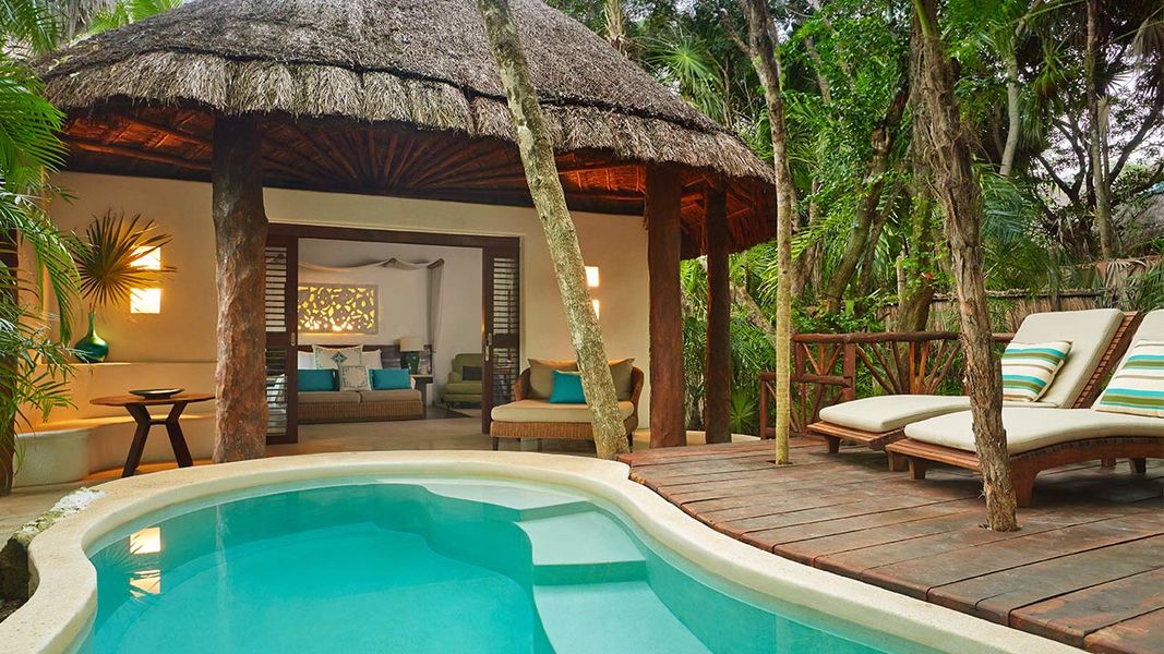 Plunge pool